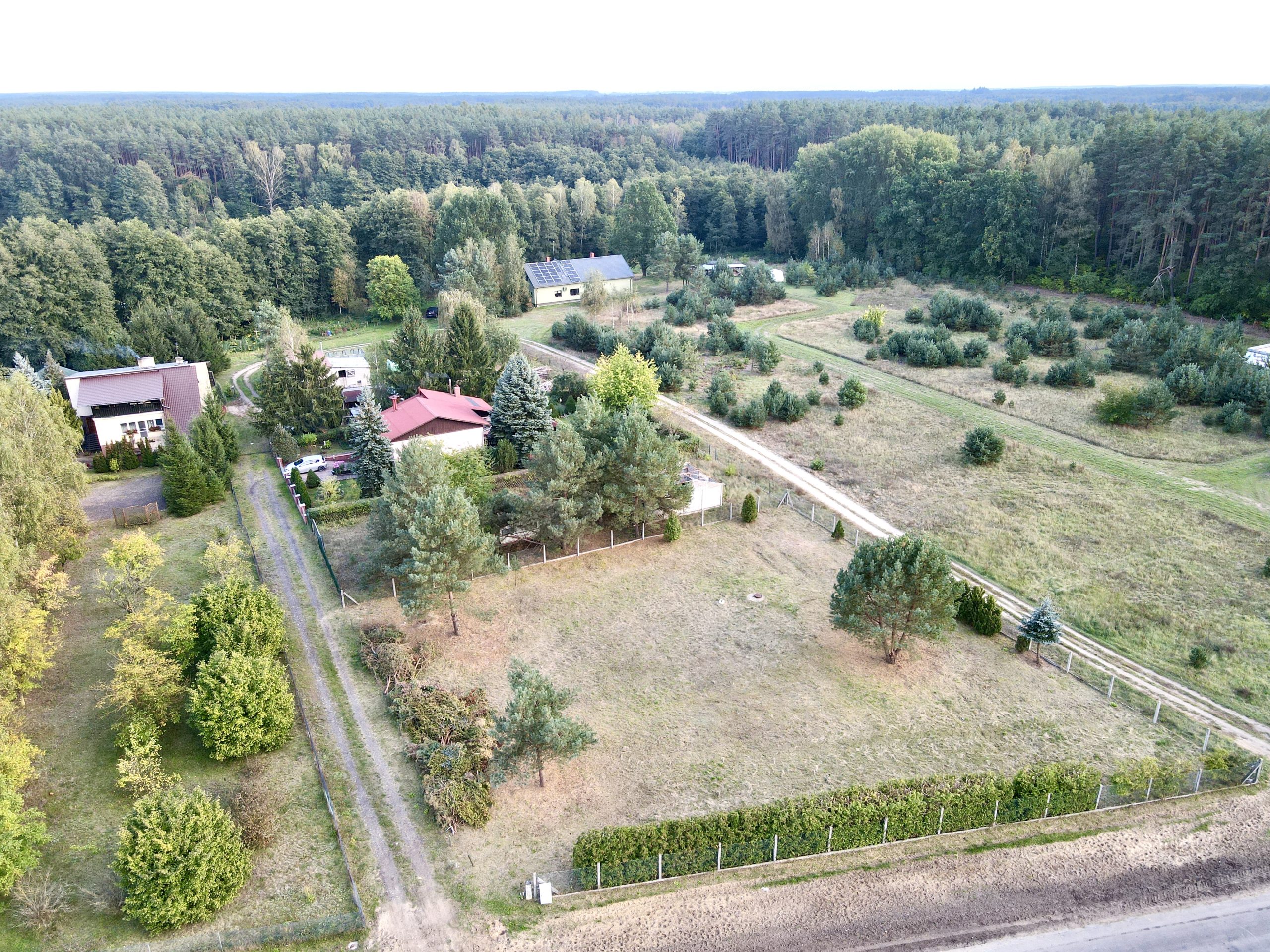 działka budowlana z ważnymi warunkami zabudowy Lutol Mokry